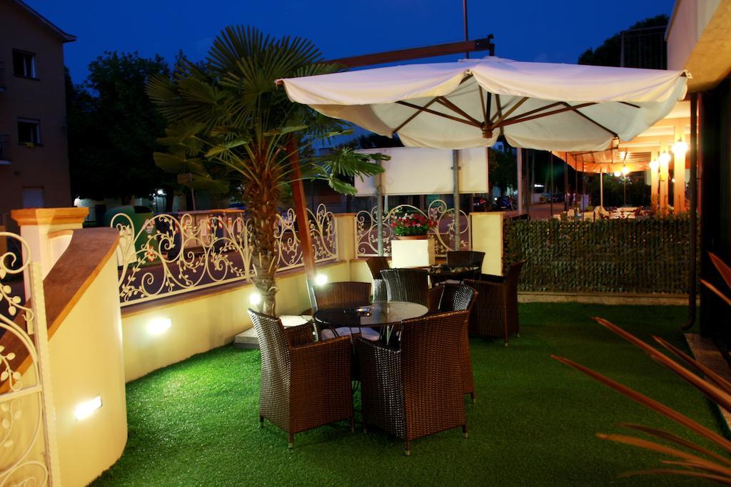 Hotel Monica Cervia Dış mekan fotoğraf